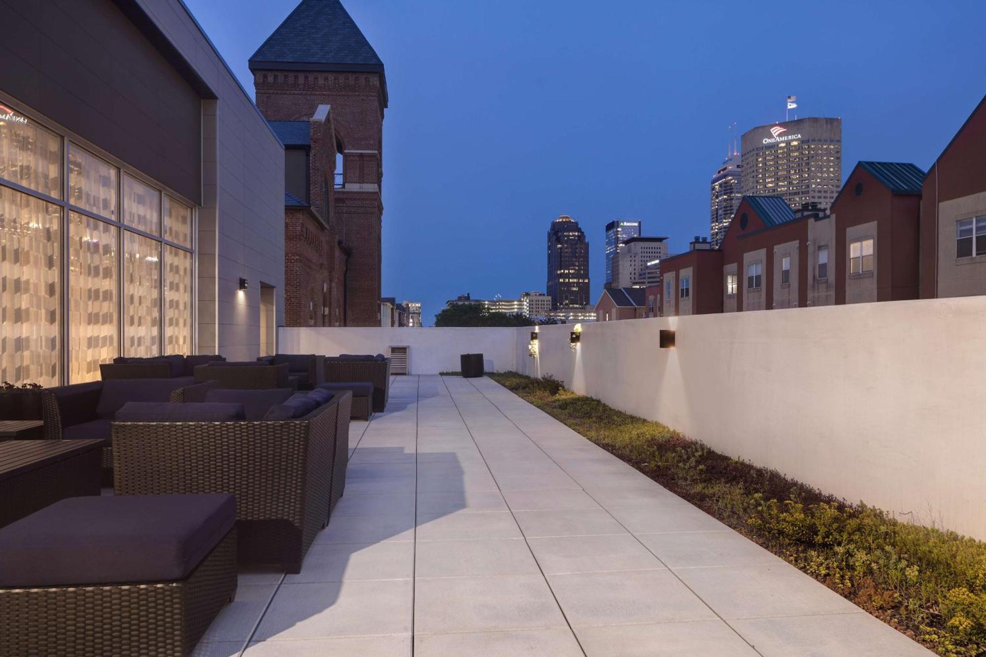 Homewood Suites By Hilton Indianapolis Downtown Iupui Exterior foto