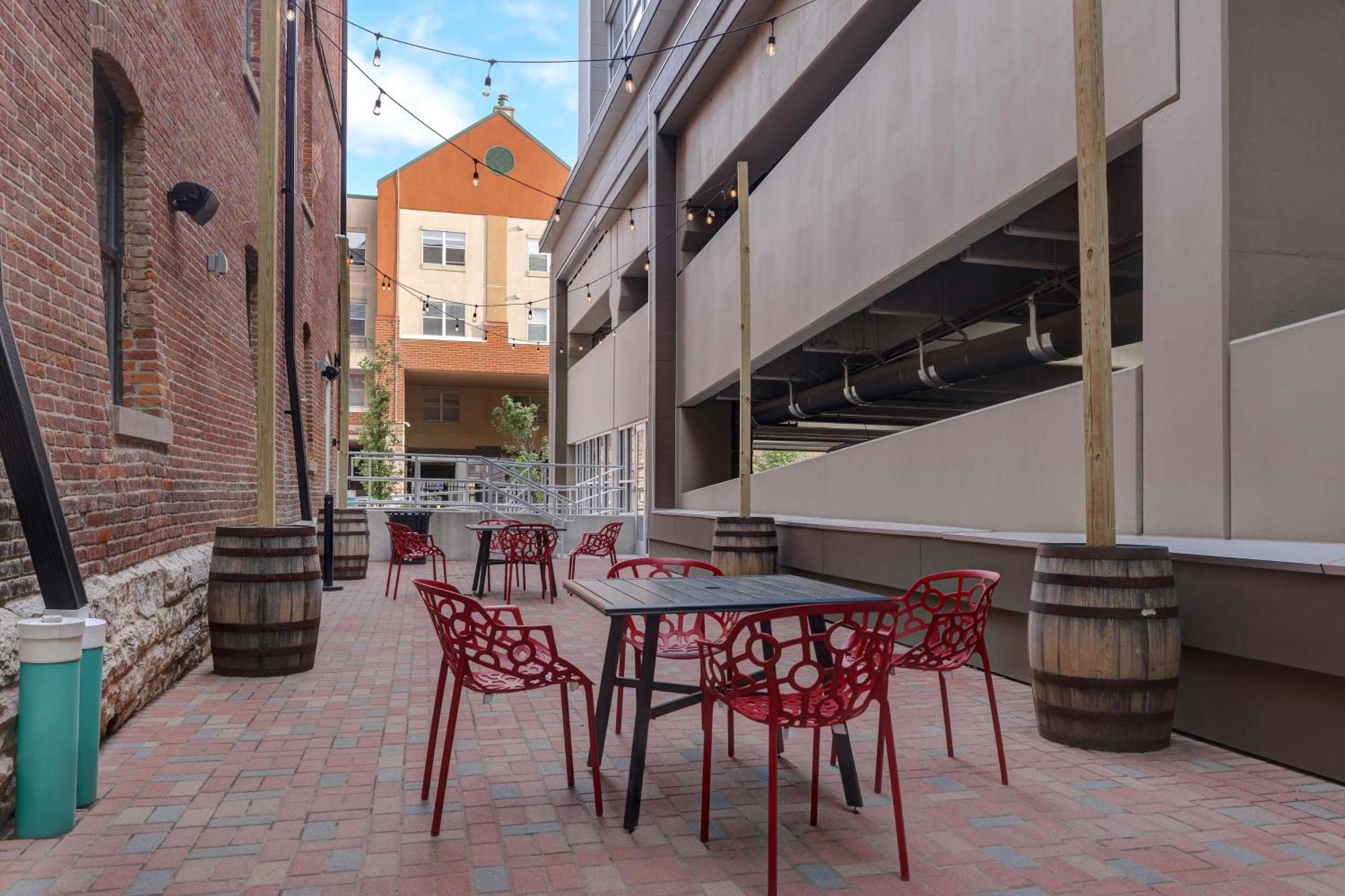 Homewood Suites By Hilton Indianapolis Downtown Iupui Exterior foto