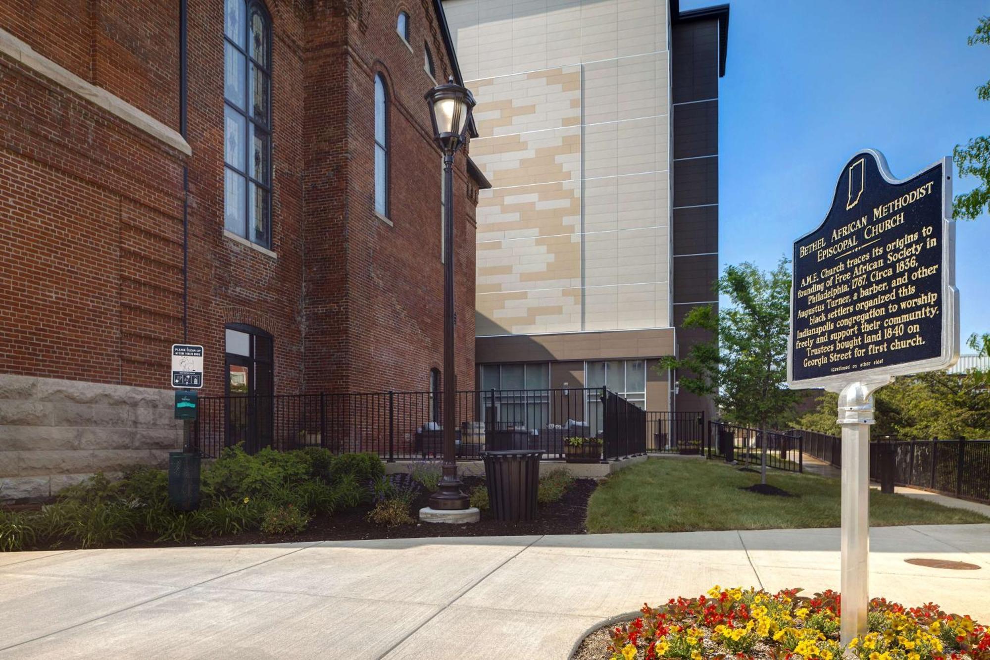 Homewood Suites By Hilton Indianapolis Downtown Iupui Exterior foto